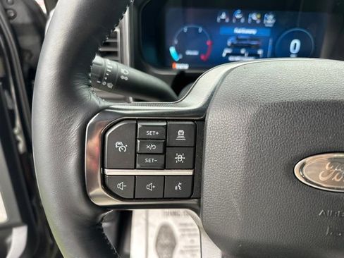 Used 2026 Ford F250 Platinum w/ FX4 Off-Road Package AWD/4WD image 23