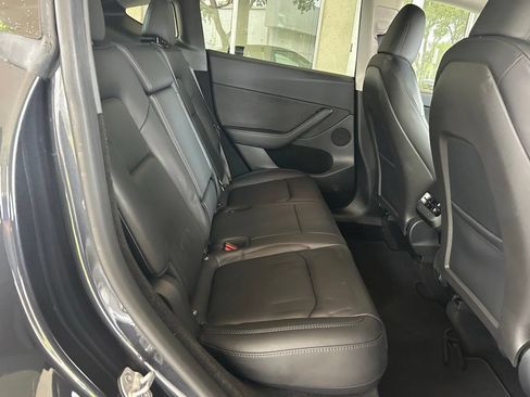 Used 2024 Tesla Model Y Long Range RWD image 26