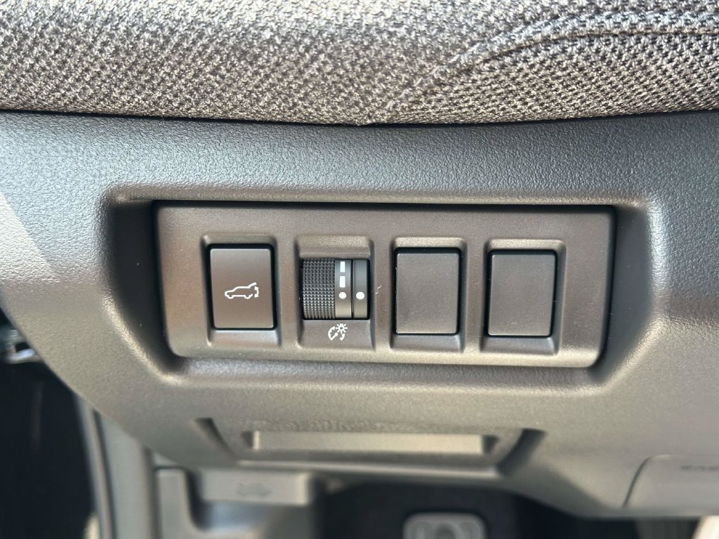 New 2026 Subaru Outback Limited AWD/4WD image 32