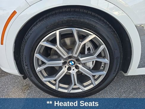 Used 2023 BMW X7 xDrive40i image 13