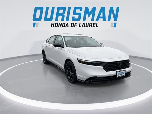 New 2025 Honda Accord SE image 2