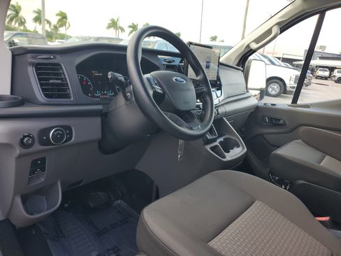 Used 2024 Ford Transit 350 XLT image 9