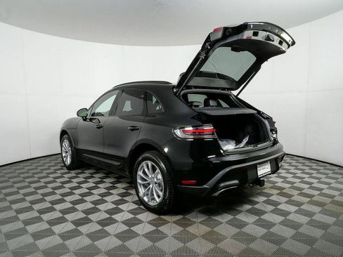 Certified 2026 Porsche Macan Turbo AWD/4WD image 33