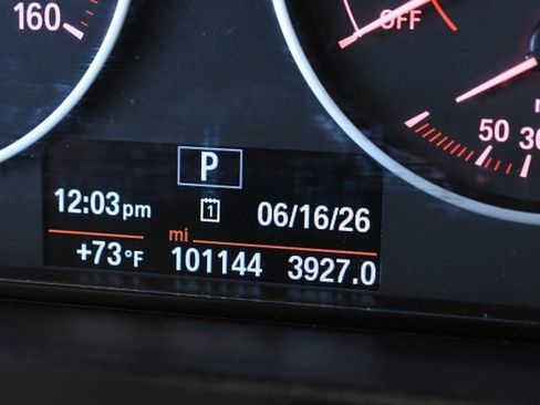Used 2018 BMW 330i Sedan RWD image 32