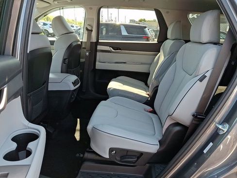 Used 2025 Hyundai Palisade SEL AWD/4WD image 10
