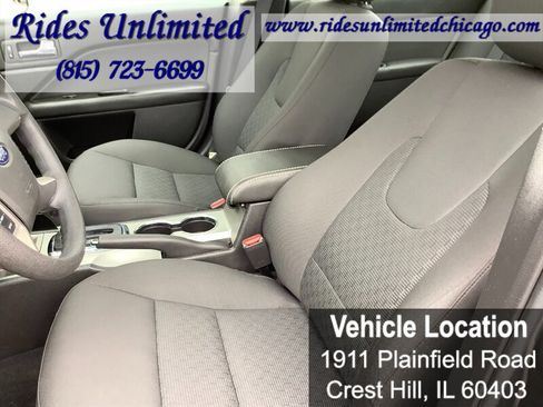 Used 2010 Ford Fusion SE FWD image 22