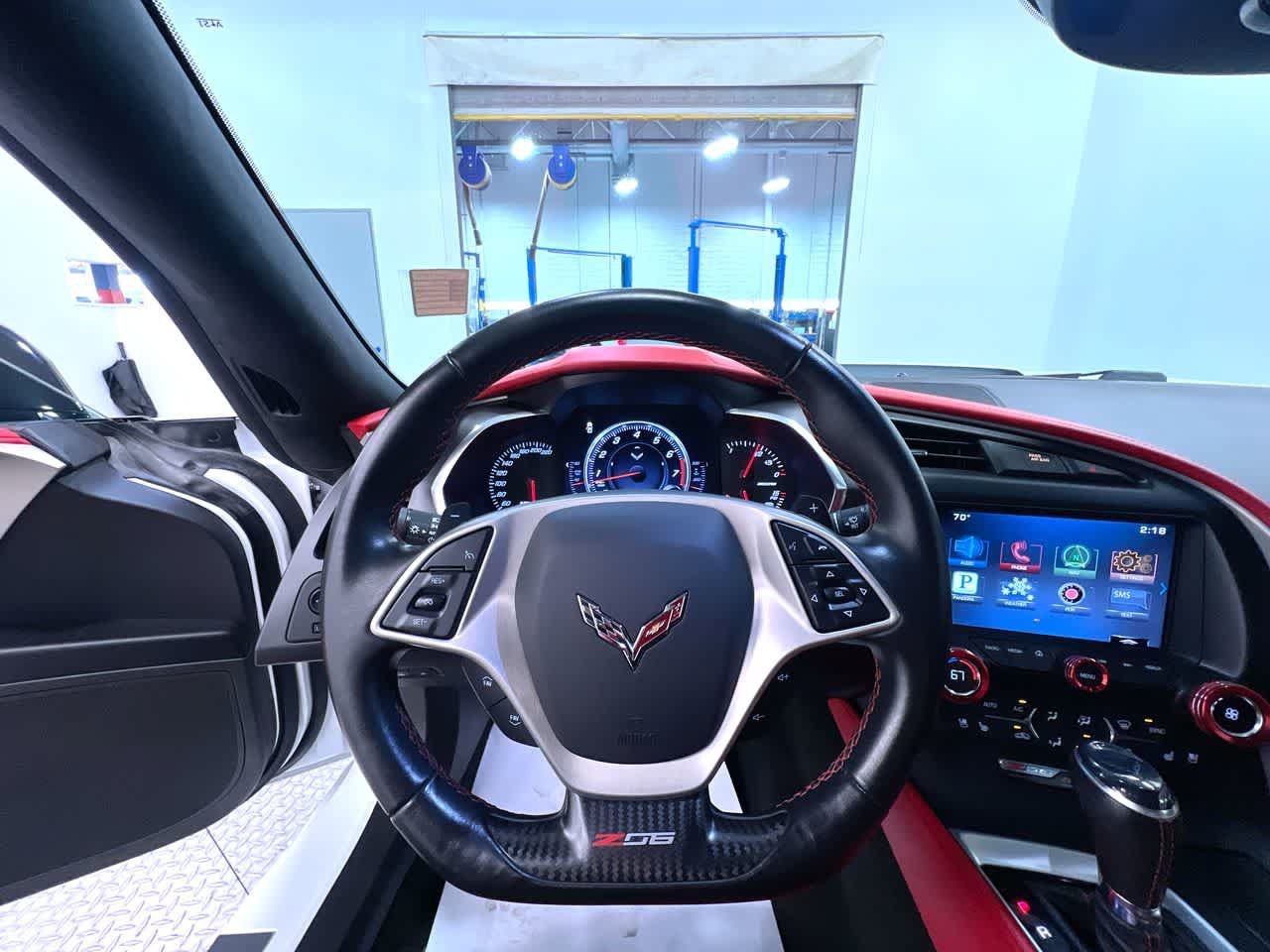 Used 2015 Chevrolet Corvette Z06 w/ 3LZ Preferred Equipment Group RWD image 15