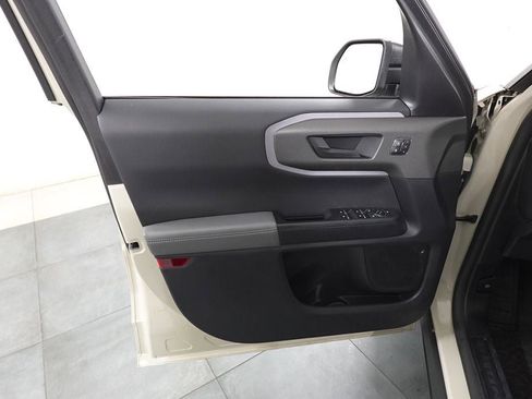 Used 2025 Ford Bronco Sport Badlands image 8