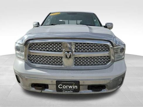Used 2014 RAM 1500 Laramie w/ Convenience Group image 4