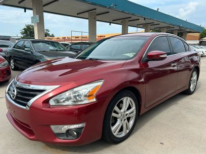 Used 2014 Nissan Altima 3.5 SL w/ Technology Package