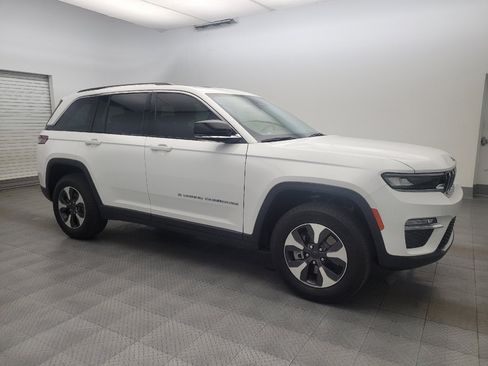 Used 2022 Jeep Grand Cherokee Limited 4xe image 11