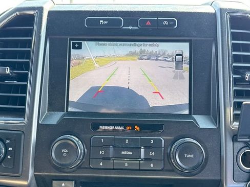 Used 2018 Ford F150 XLT w/ Equipment Group 302A Luxury image 27