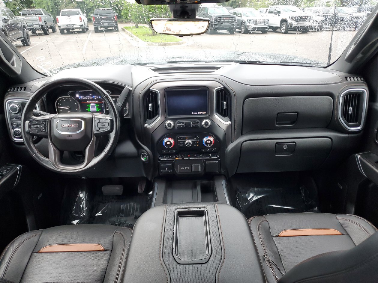 Used 2020 GMC Sierra 2500 AT4 w/ AT4 Premium Package AWD/4WD image 12