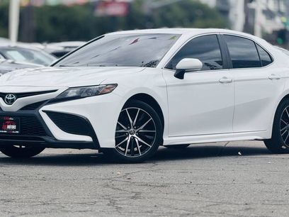 Used 2021 Toyota Camry SE