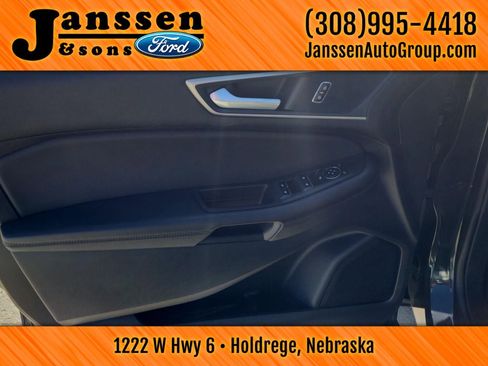 Used 2024 Ford Edge SEL image 20