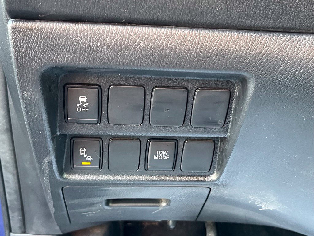 Used 2020 Nissan Pathfinder SV w/ Rock Creek Edition AWD/4WD image 18