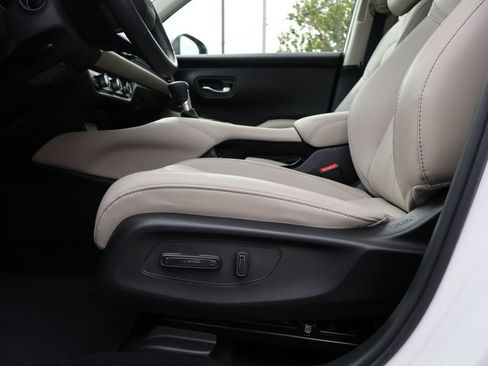 Certified 2026 Honda HR-V EX-L image 31