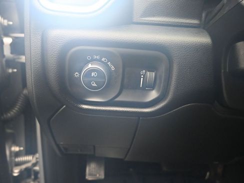 Used 2024 RAM 3500 Big Horn AWD/4WD image 23