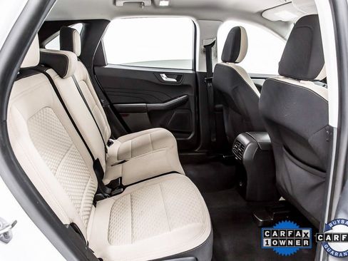 Used 2021 Ford Escape SE image 33