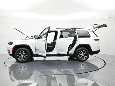 Used 2024 Jeep Grand Cherokee L Limited w/ Luxury Tech Group II AWD/4WD image 48