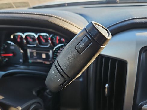 Used 2018 GMC Sierra 1500 SLT w/ SLT Premium Package image 14