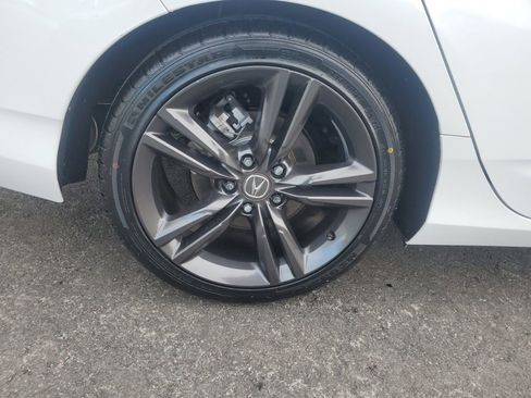 Used 2023 Acura Integra A-Spec image 11