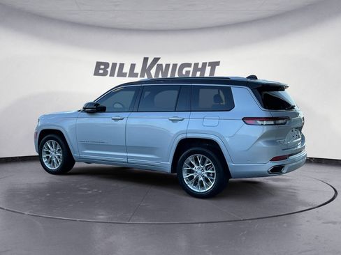 Used 2021 Jeep Grand Cherokee L Summit w/ Advanced Protech Group IV AWD/4WD image 3