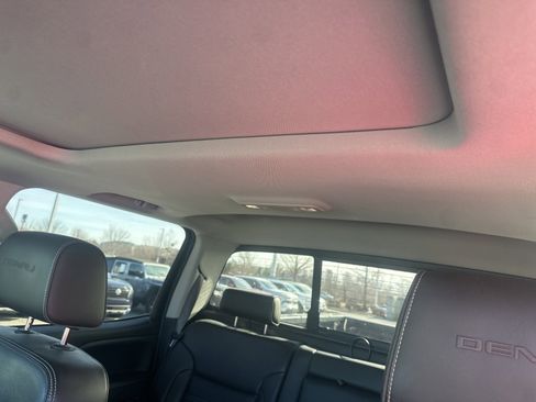 Used 2018 GMC Sierra 2500 Denali w/ Duramax Plus Package image 15