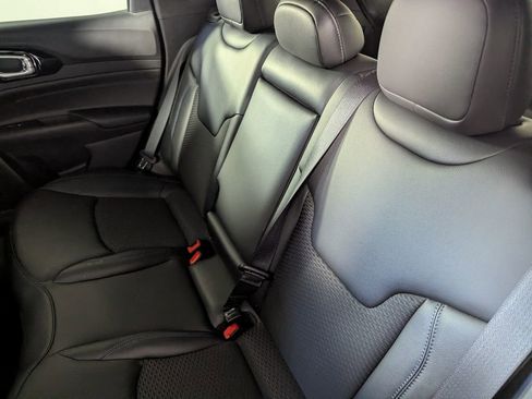 New 2026 Jeep Compass Latitude image 16