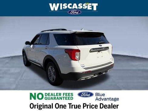 Certified 2022 Ford Explorer XLT w/ Equipment Group 202A image 28