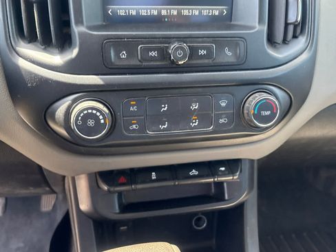 Used 2017 Chevrolet Colorado W/T w/ WT Convenience Package AWD/4WD image 20