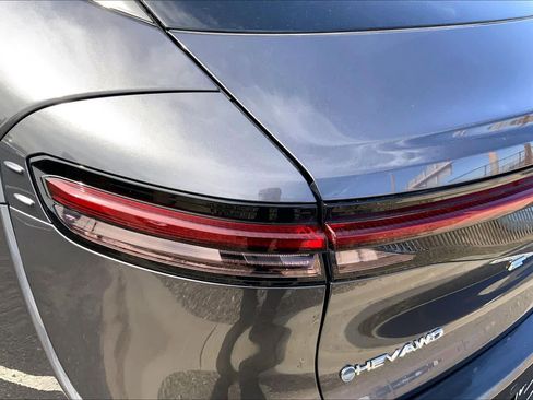 Certified 2024 Toyota Crown Limited image 25