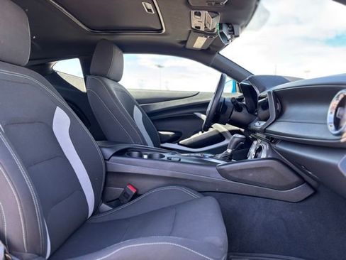 Used 2022 Chevrolet Camaro SS image 27
