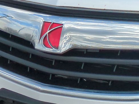 Used 2008 Saturn Vue XR w/ Premium Trim Package FWD image 12