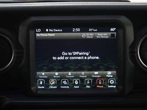Used 2022 Jeep Wrangler Unlimited Sahara w/ Cold Weather Group AWD/4WD image 17