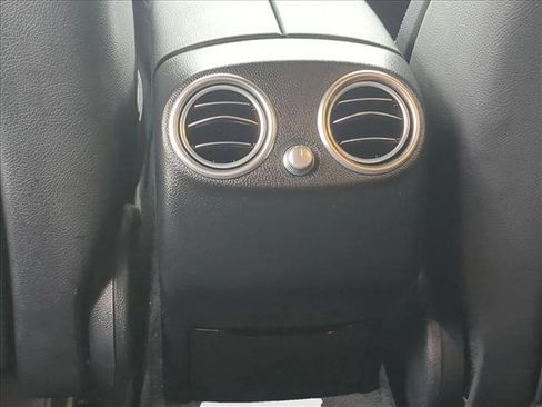 Used 2022 Mercedes-Benz GLC 300 GLC 300 image 17