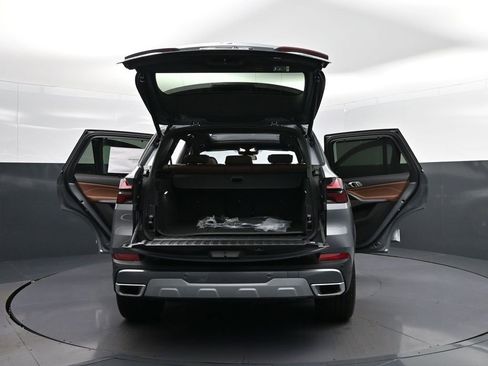 New 2026 BMW X5 sDrive40i image 52