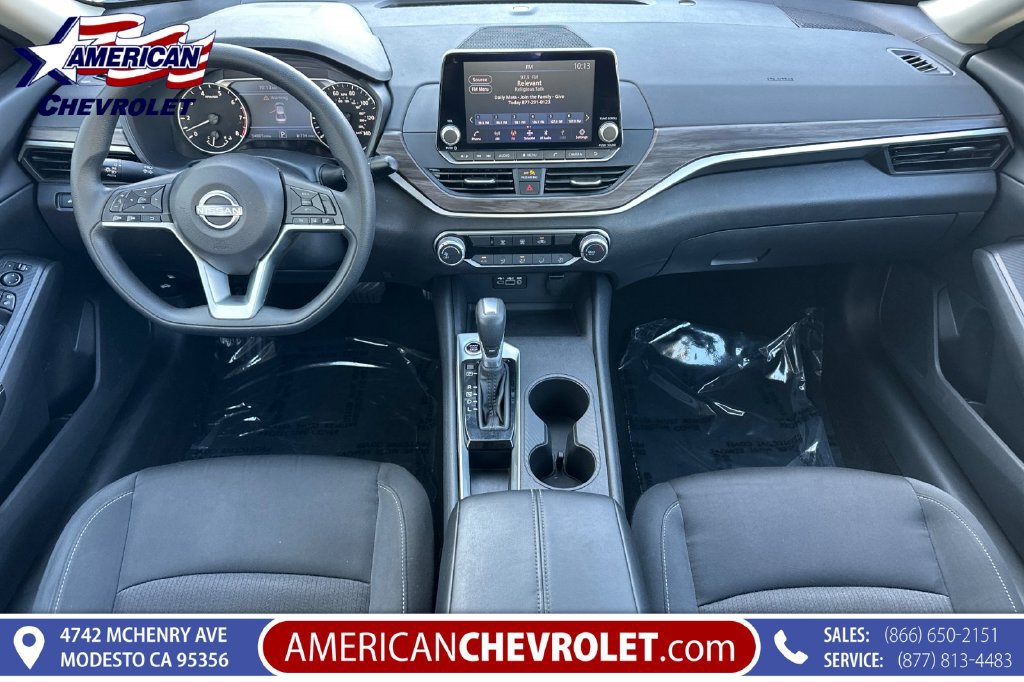 Used 2025 Nissan Altima 2.5 SV FWD image 16