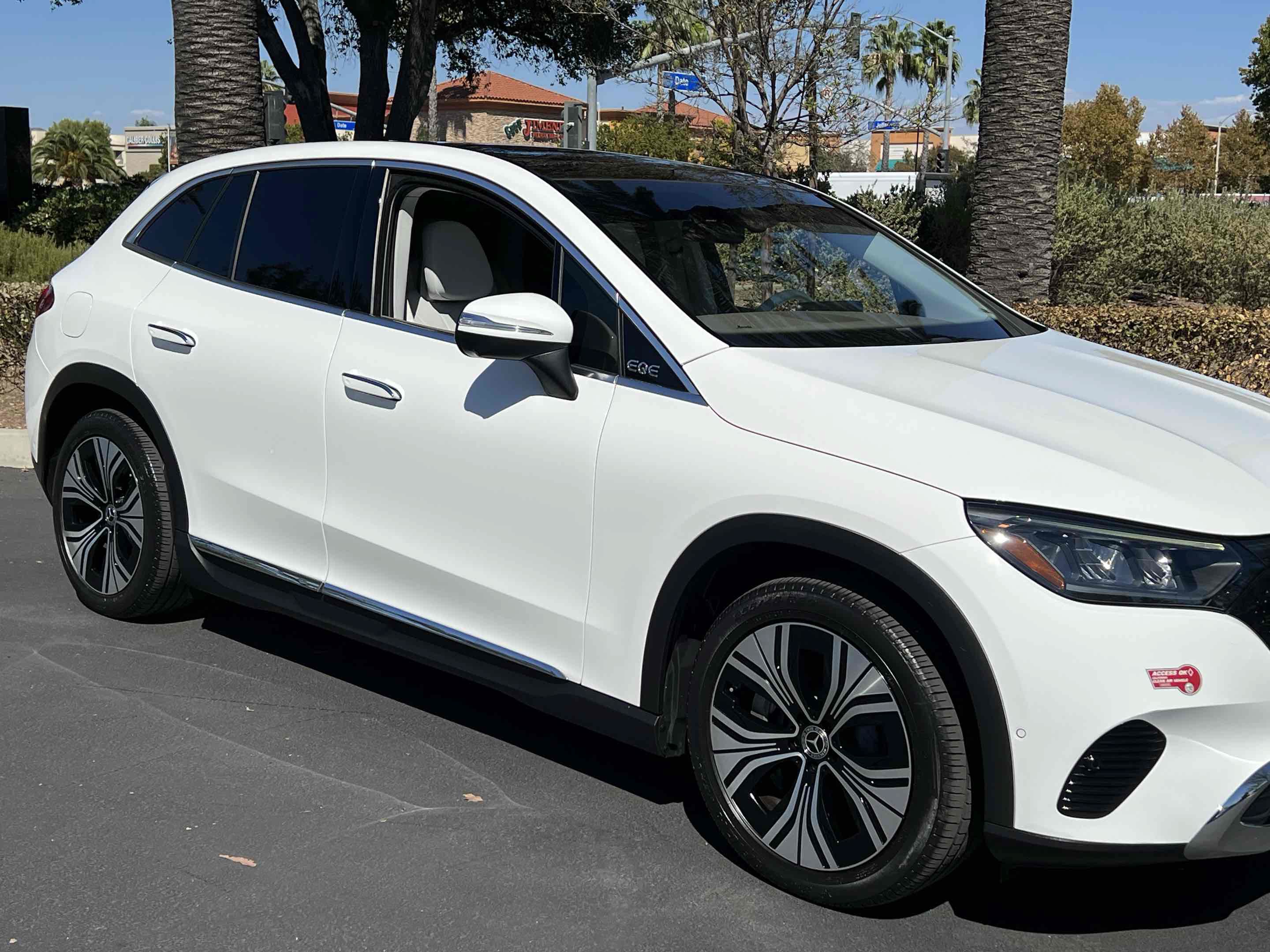 Used 2023 Mercedes-Benz EQE 350+ SUV image 48