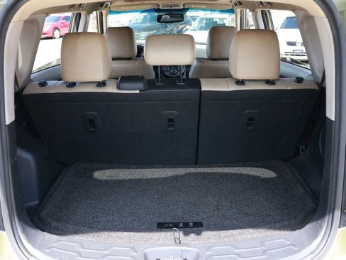 Used 2011 Kia Soul ! image 24
