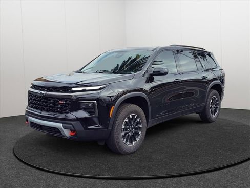 New 2026 Chevrolet Traverse Z71 w/ Enhanced Driving Package image 4