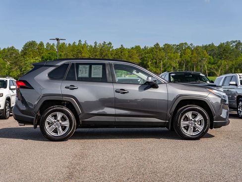 Used 2024 Toyota RAV4 XLE AWD/4WD image 8