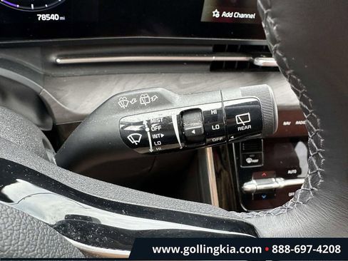 Used 2023 Kia Carnival SX w/ Paint Protection Package FWD image 30