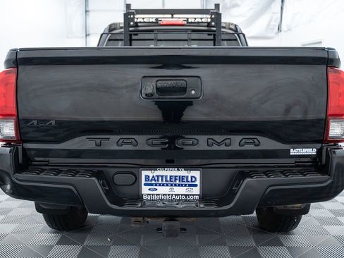Used 2020 Toyota Tacoma SR w/ SX Package AWD/4WD image 6