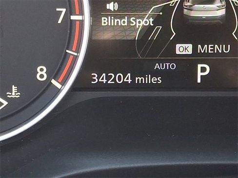 Used 2023 Nissan Rogue SV image 16