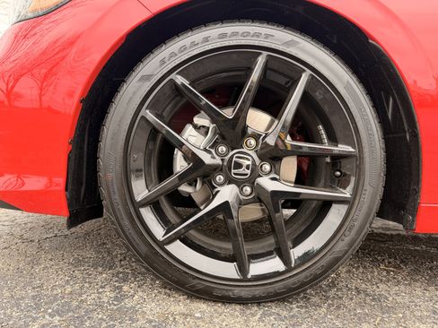 Certified 2025 Honda Civic Sport image 9