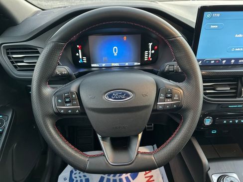 Used 2023 Ford Escape ST-Line w/ Tech Pack #1 image 16