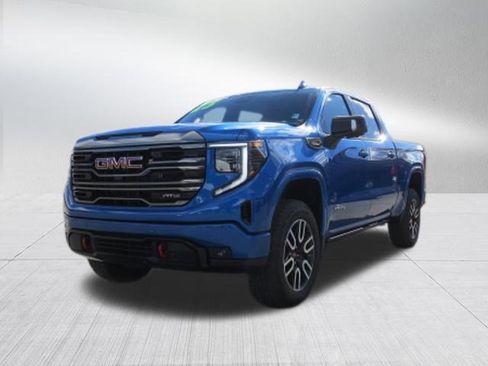 Certified 2023 GMC Sierra 1500 AT4 w/ Technology Package image 9