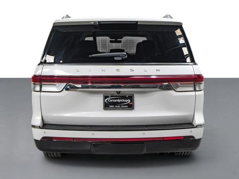 Used 2022 Lincoln Navigator L Reserve AWD/4WD image 7
