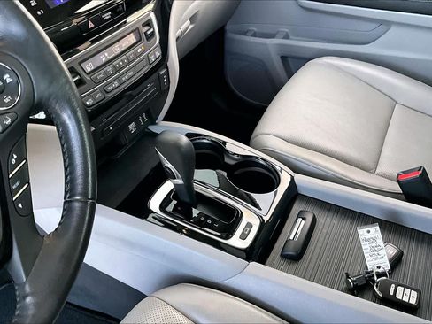 Certified 2019 Honda Ridgeline RTL-E image 16